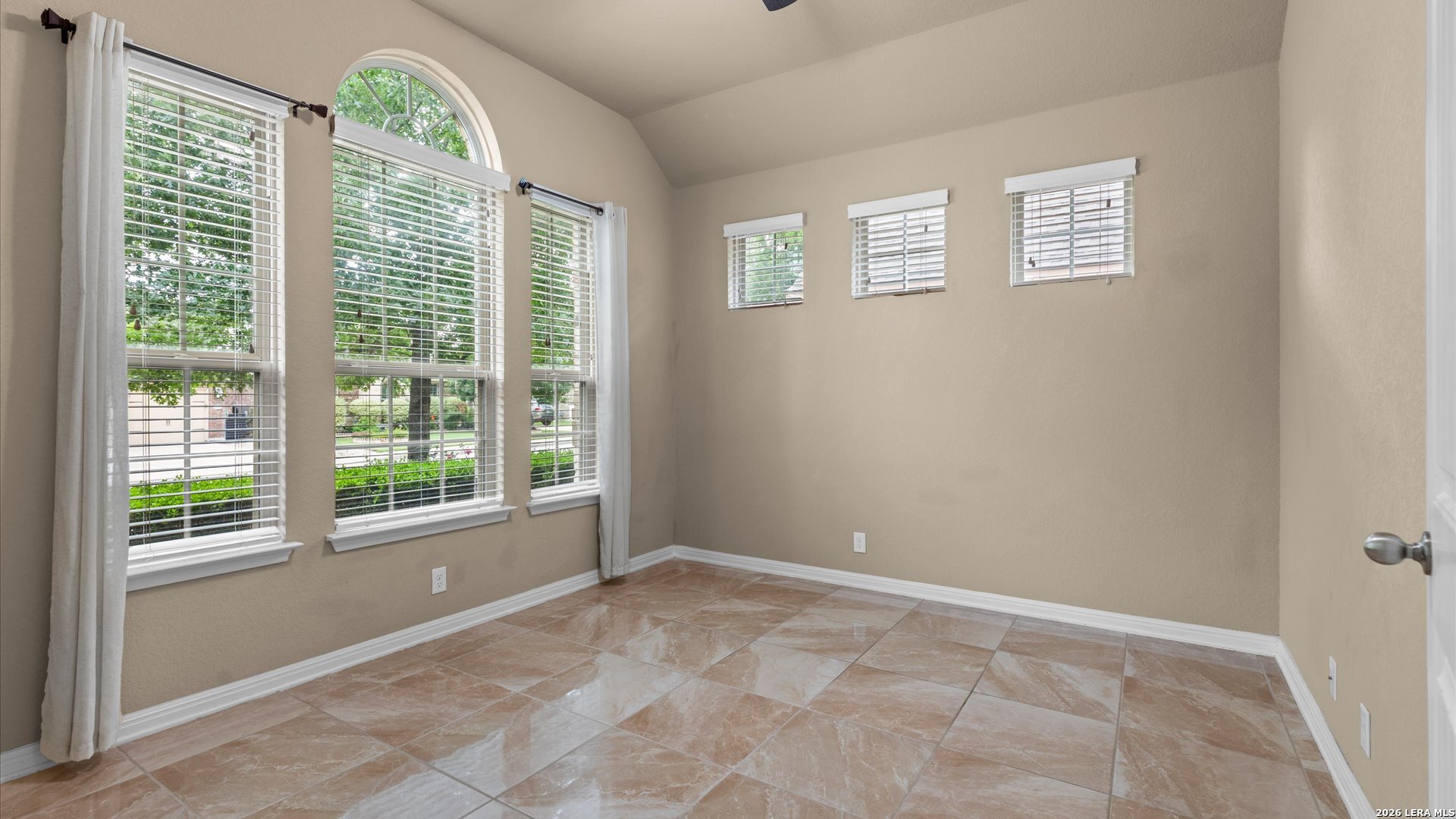 22016 Gypsy View San Antonio TX 78261