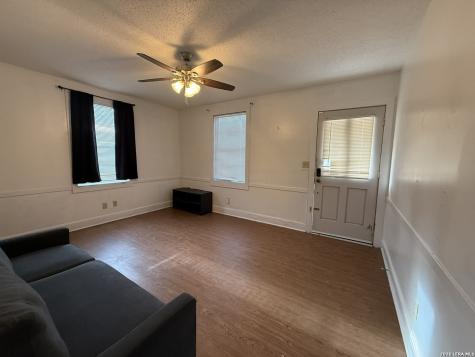 305 E Thornton Street Three Rivers TX 78071
