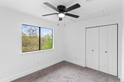 15610 Knollhollow San Antonio TX 78247