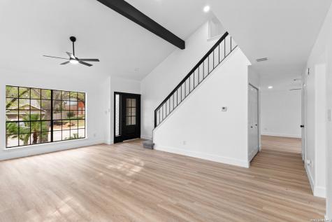 15610 Knollhollow San Antonio TX 78247
