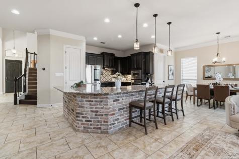 206 Enchanted Hill San Antonio TX 78260