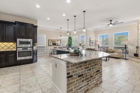 206 Enchanted Hill San Antonio TX 78260