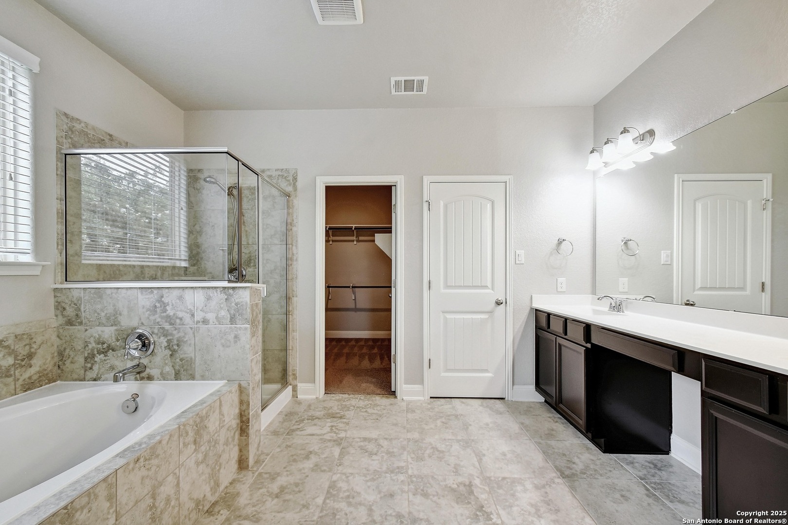 8103 Lovela Bend San Antonio TX 78254