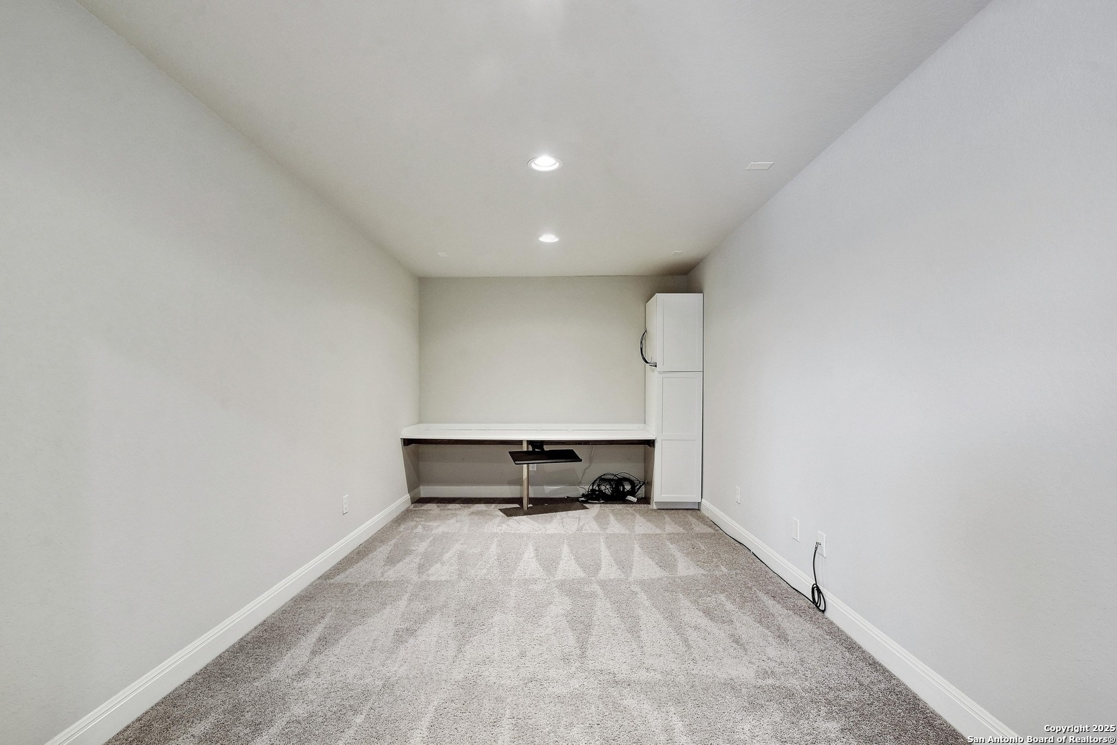 8103 Lovela Bend San Antonio TX 78254