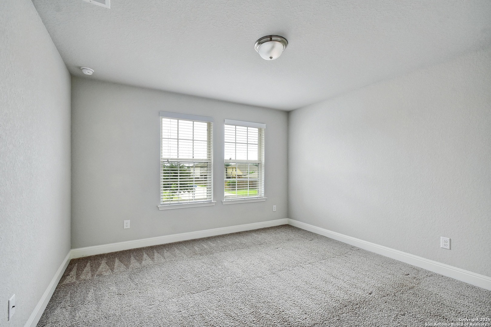 8103 Lovela Bend San Antonio TX 78254