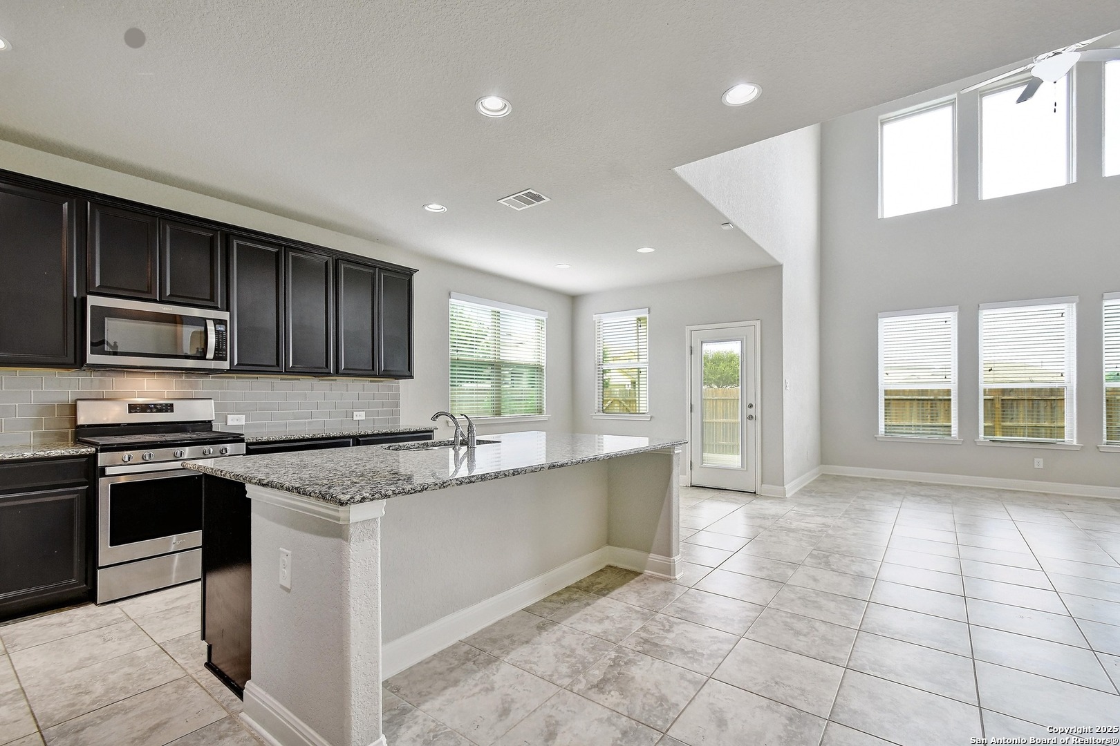 8103 Lovela Bend San Antonio TX 78254