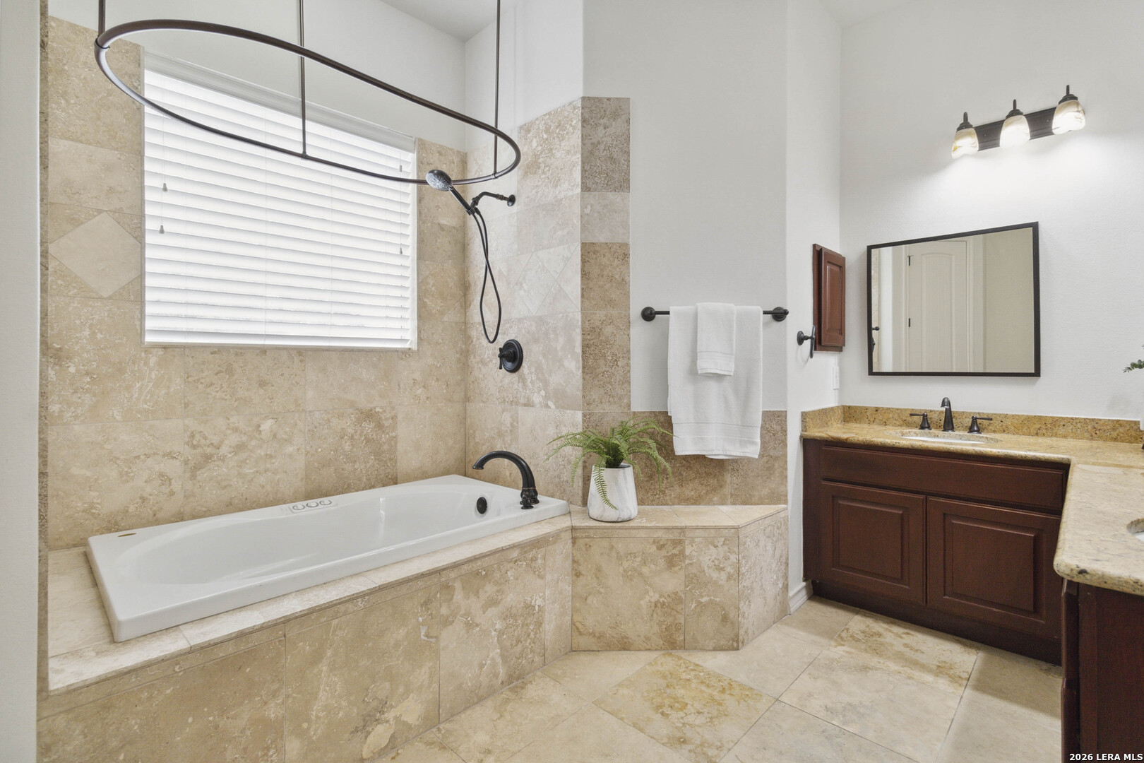 23510 Canyon Golf San Antonio TX 78258