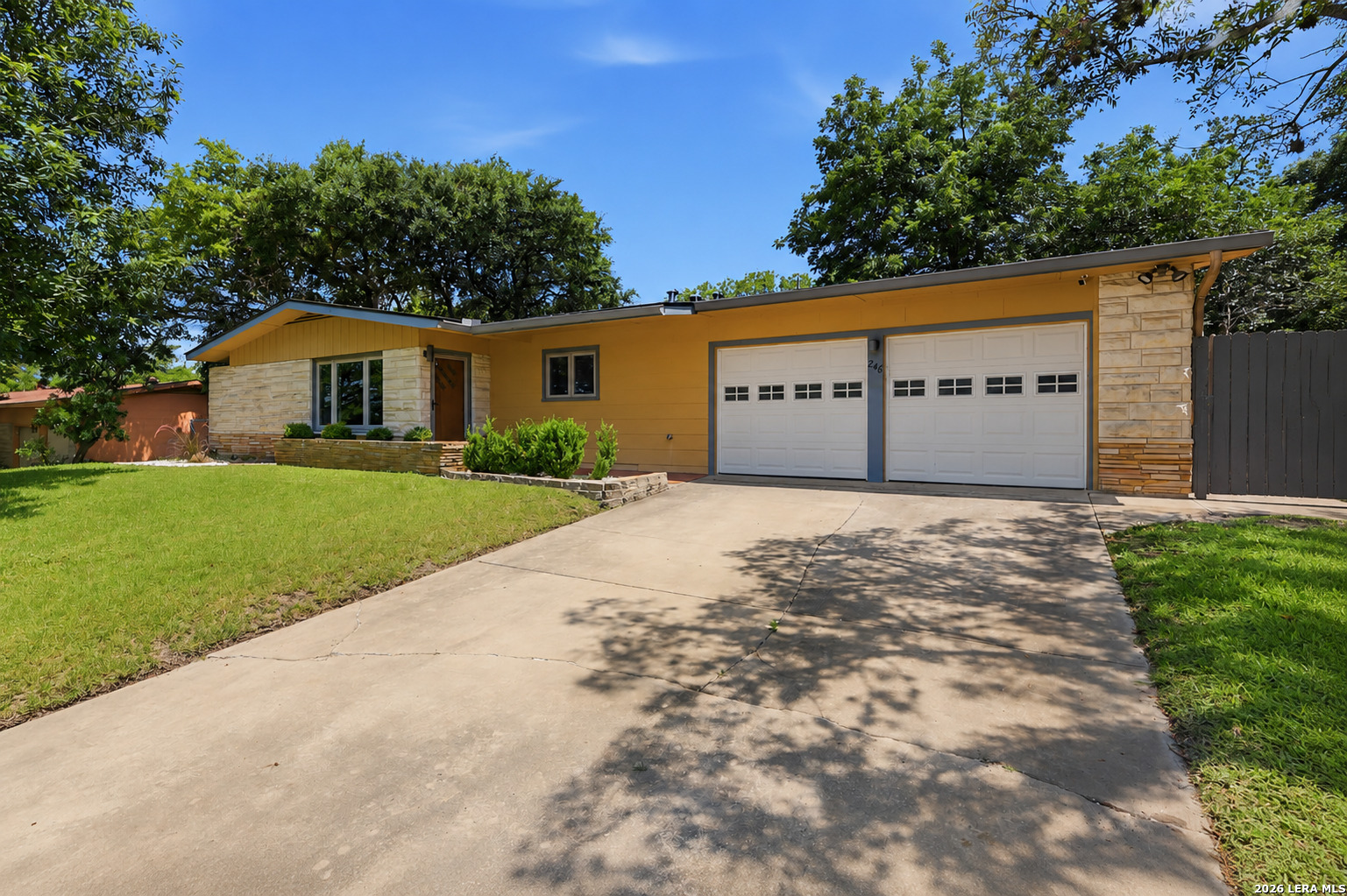 246 W Glenview Drive San Antonio TX 78228