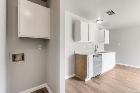 9710 Hidden Cross San Antonio TX 78250
