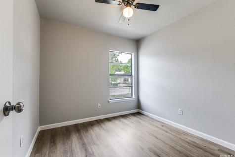 9710 Hidden Cross San Antonio TX 78250