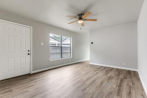 9710 Hidden Cross San Antonio TX 78250