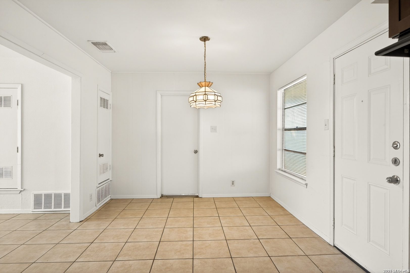 5823 Castle Brook San Antonio TX 78218