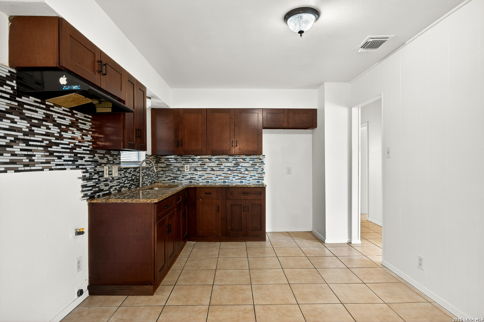 5823 Castle Brook San Antonio TX 78218