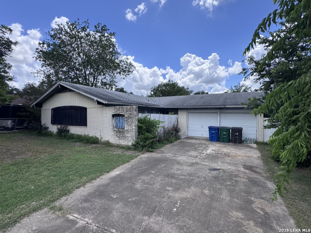 4232 Chestnuthill Drive San Antonio TX 78218