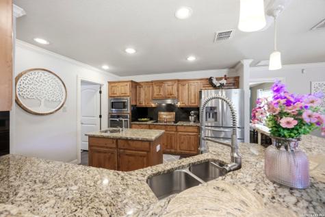 606 Poco Pass San Antonio TX 78260