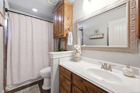 606 Poco Pass San Antonio TX 78260