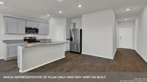 1005 Village Run Seguin TX 78155