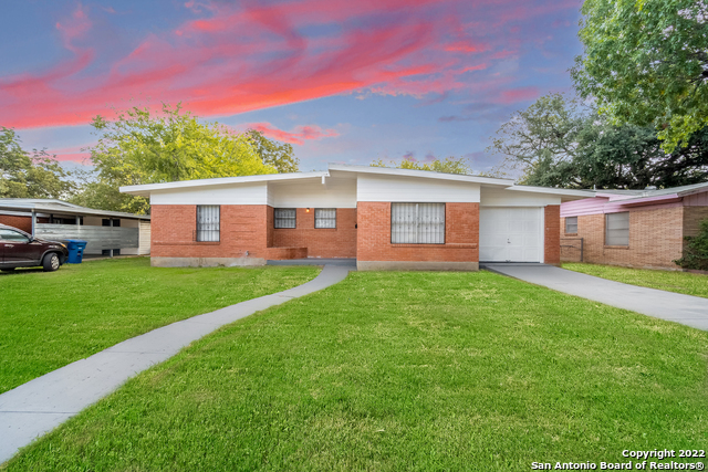 4518 Creekmoor Drive San Antonio TX 78220