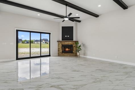 109 Summer Meadow Drive La Vernia TX 78121