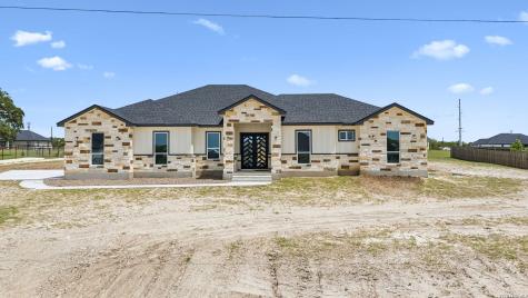 109 Summer Meadow Drive La Vernia TX 78121