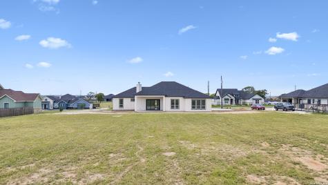 109 Summer Meadow Drive La Vernia TX 78121