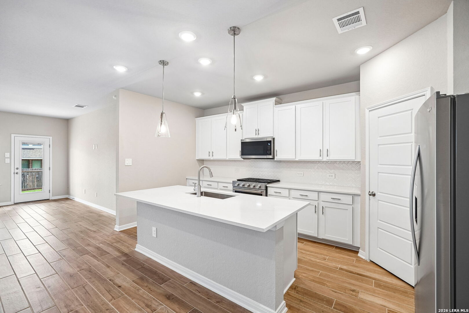9906 Medicine Hat San Antonio TX 78254