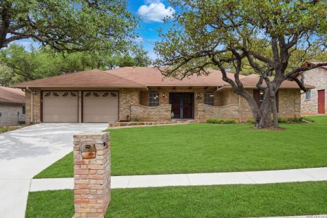 4519 Maybrook Woods San Antonio TX 78249