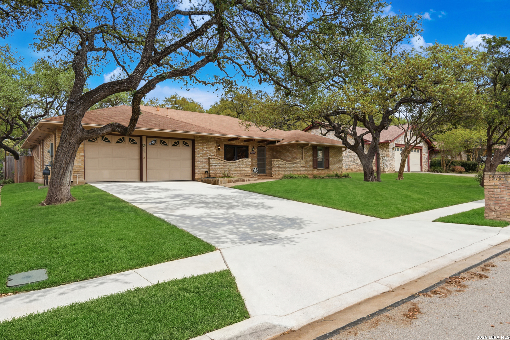 4519 Maybrook Woods San Antonio TX 78249