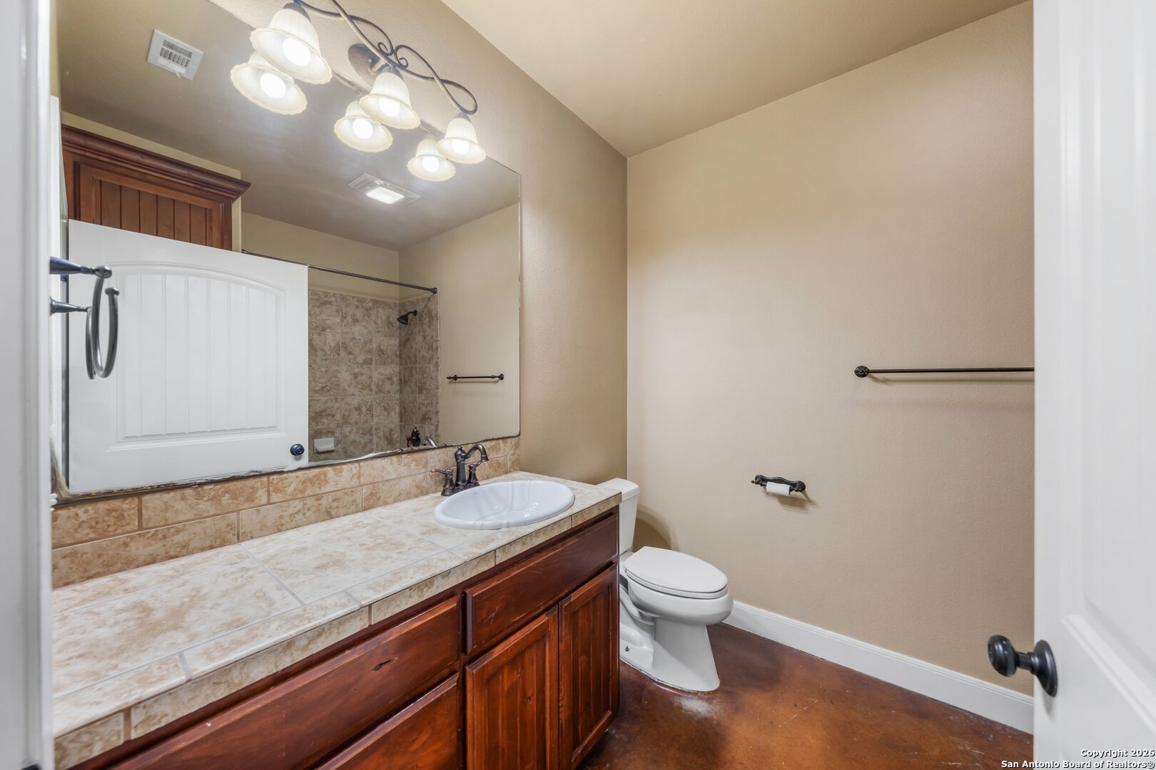 130 Rhum Road Kerrville TX 78028