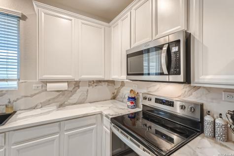 721 Sweetgrass New Braunfels TX 78130
