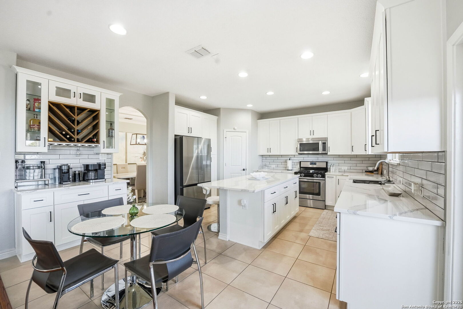 18022 Muir Glen San Antonio TX 78257