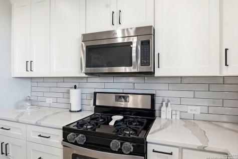 18022 Muir Glen San Antonio TX 78257