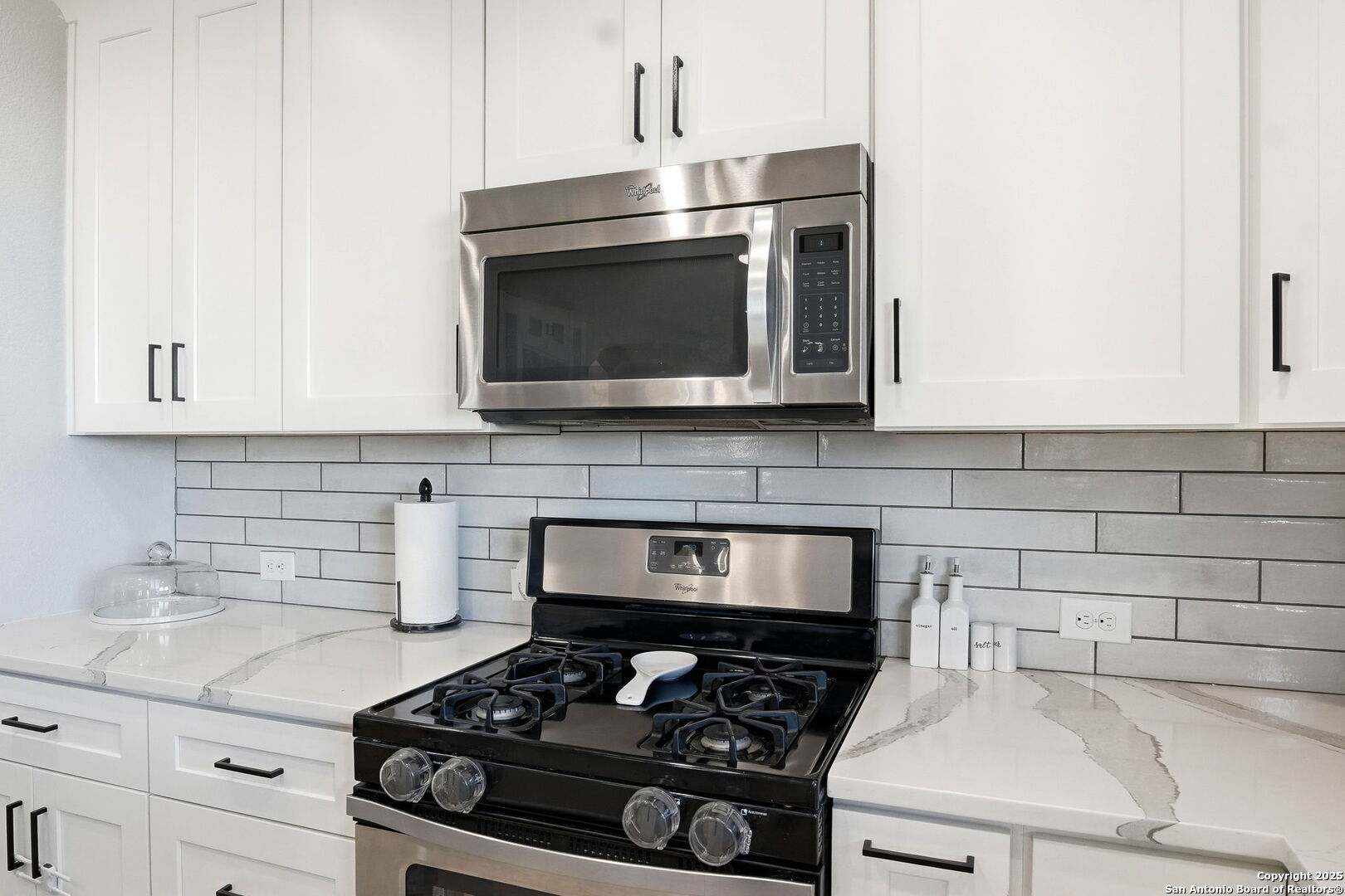 18022 Muir Glen San Antonio TX 78257