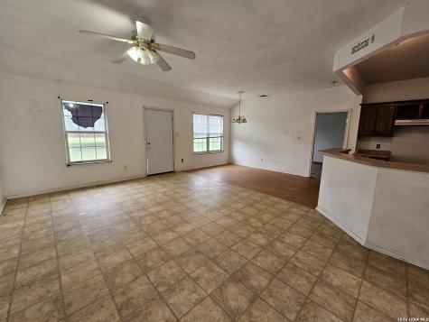 50 Rock Dove Drive Lytle TX 78052