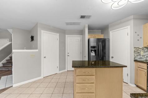 7247 Burns Crossing San Antonio TX 78250