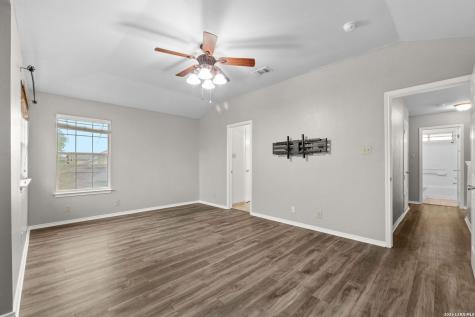 7247 Burns Crossing San Antonio TX 78250
