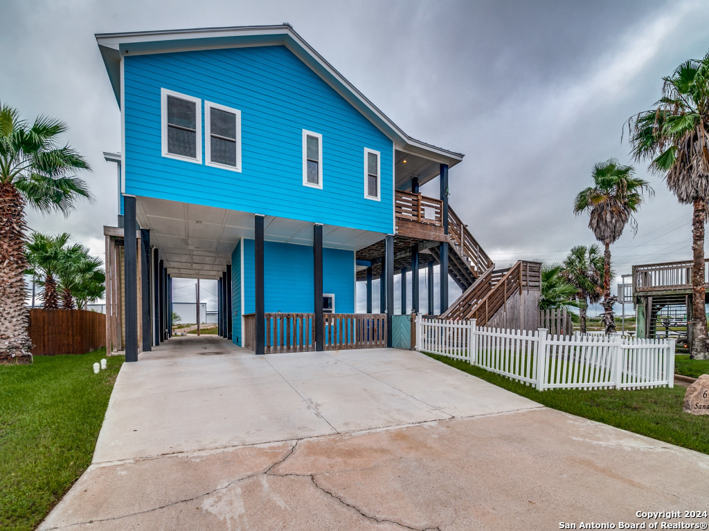 610 Sand Dollar Circle Port Aransas TX 78373