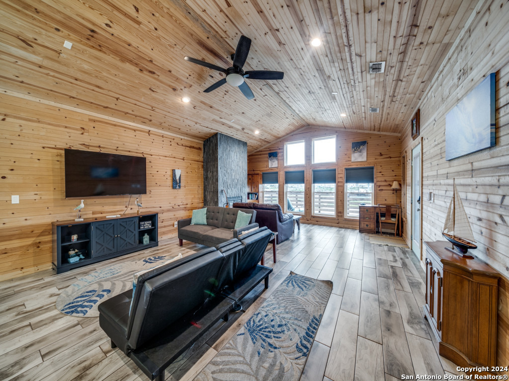 610 Sand Dollar Circle Port Aransas TX 78373