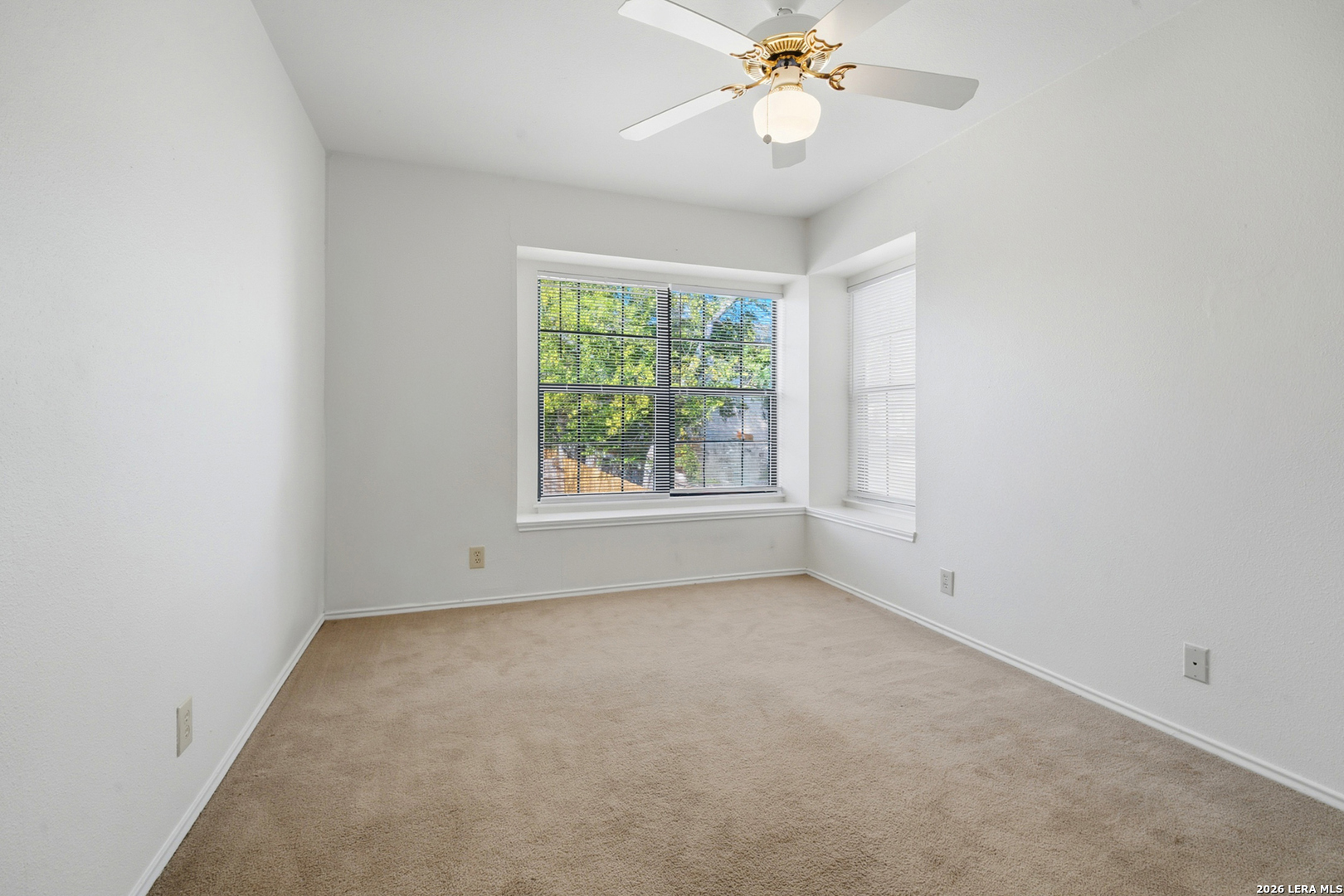 6102 Prince Charles San Antonio TX 78240