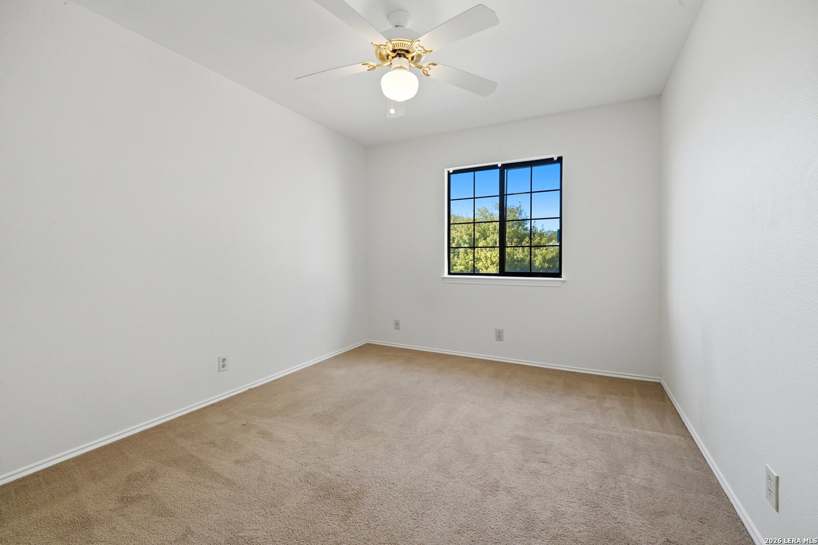 6102 Prince Charles San Antonio TX 78240
