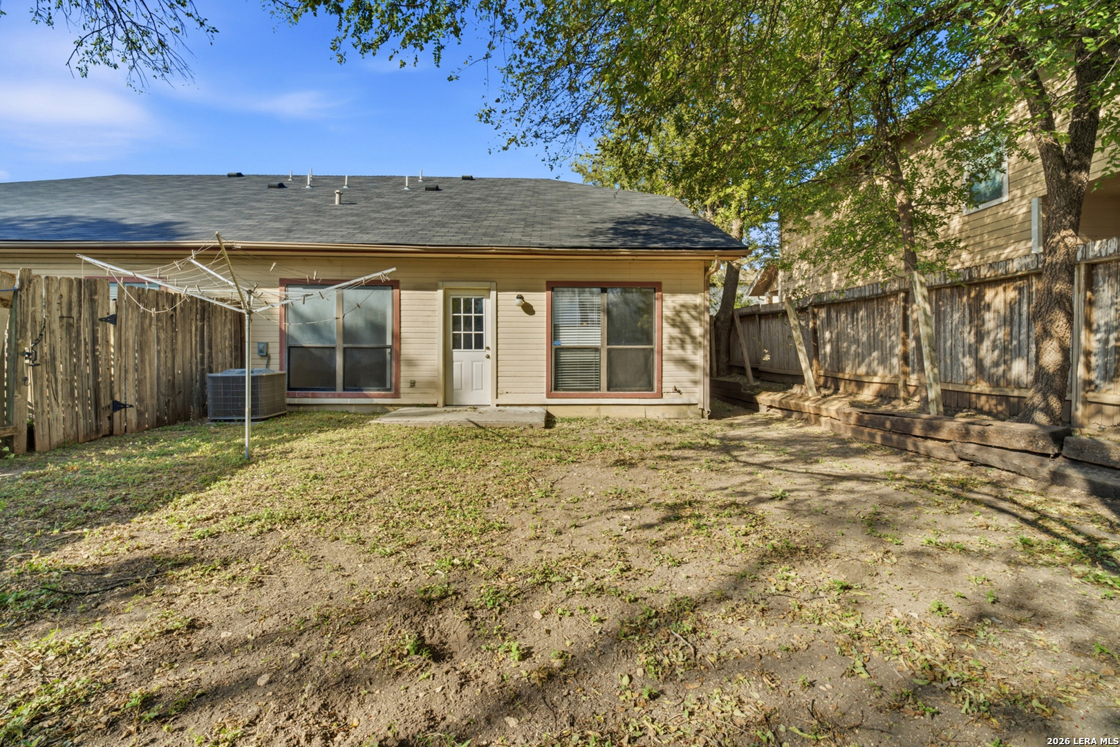 6102 Prince Charles San Antonio TX 78240