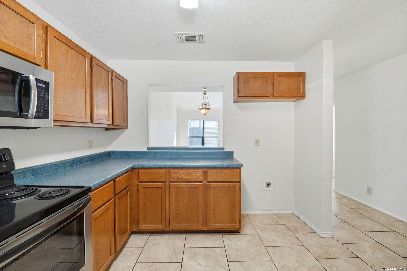 6102 Prince Charles San Antonio TX 78240