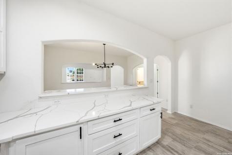 717 Avenue C Seguin TX 78155
