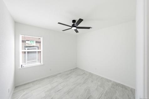 717 Avenue C Seguin TX 78155