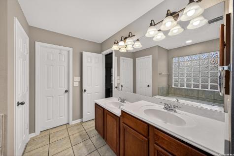 39 Atwell Park San Antonio TX 78254