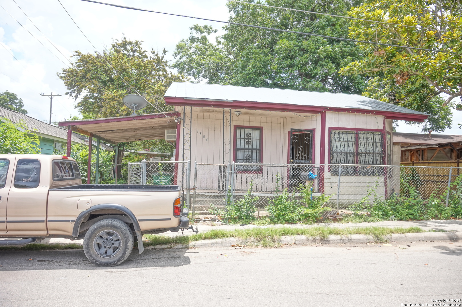 1604 Loma Vista Street San Antonio TX 78207