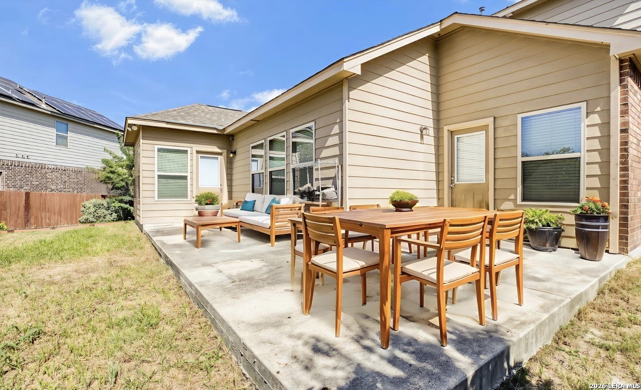 1011 Ranch Falls San Antonio TX 78245