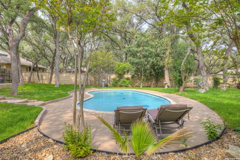 8738 Garden Ridge Drive San Antonio TX 78266