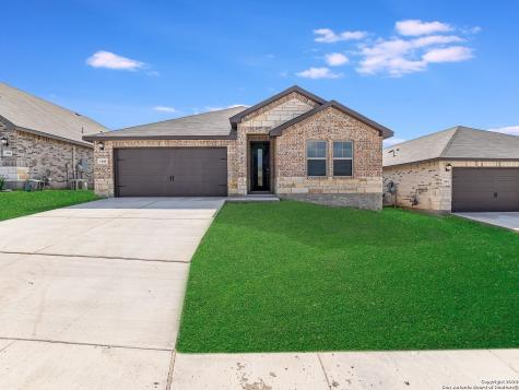 13010 Louberg Valley San Antonio TX 78253