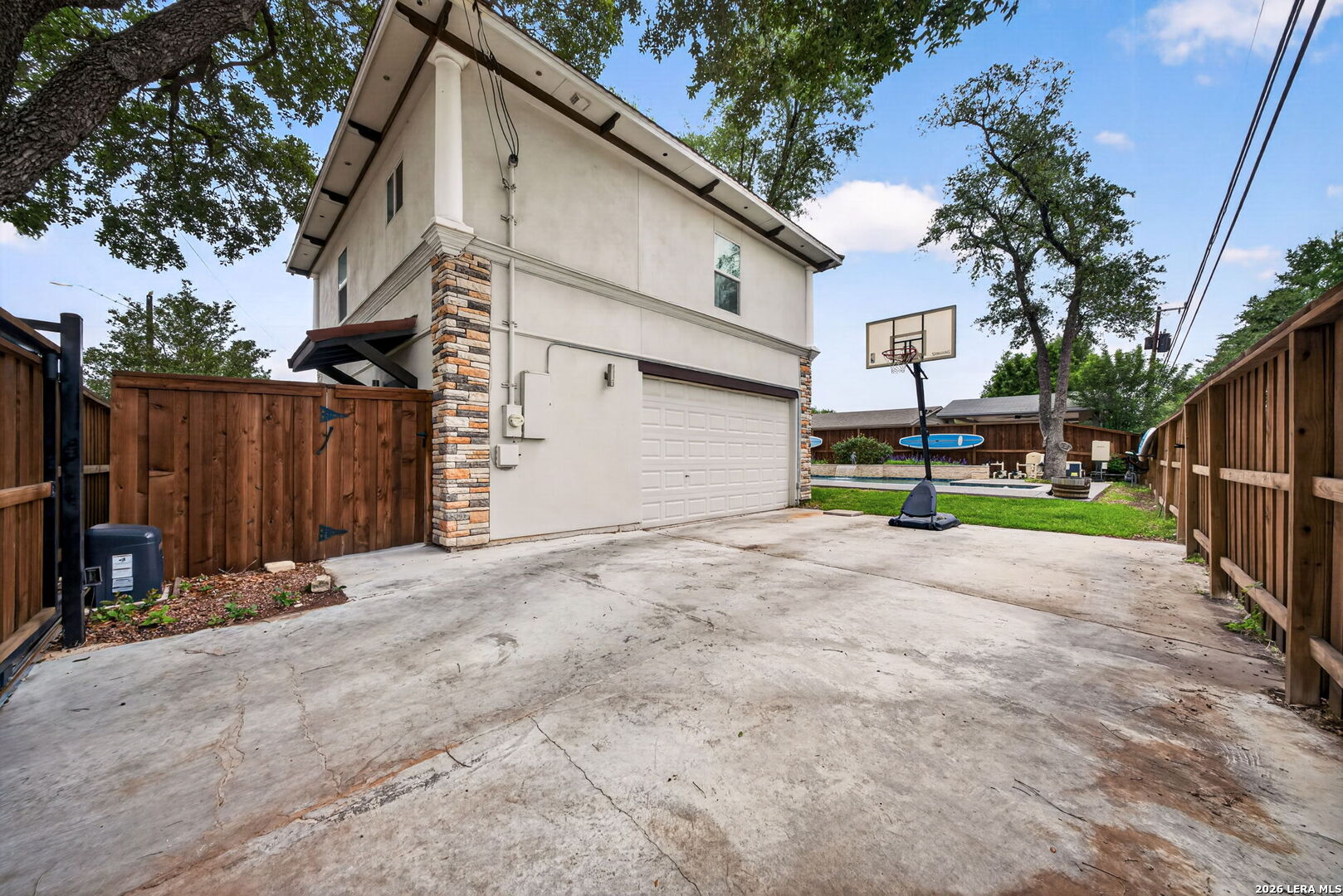 602 E Nottingham San Antonio TX 78209